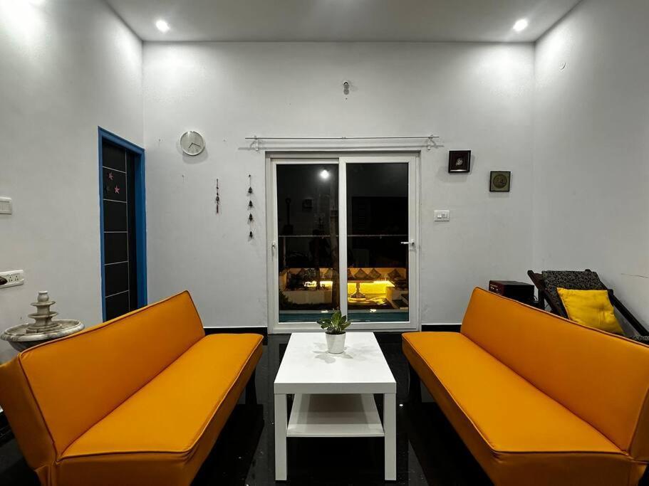 Serenity Farm Stay Hampāpura Esterno foto
